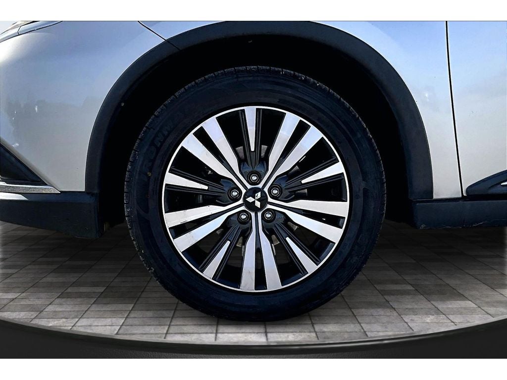 2020 Mitsubishi Outlander ES