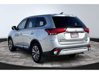 2020 Mitsubishi Outlander ES