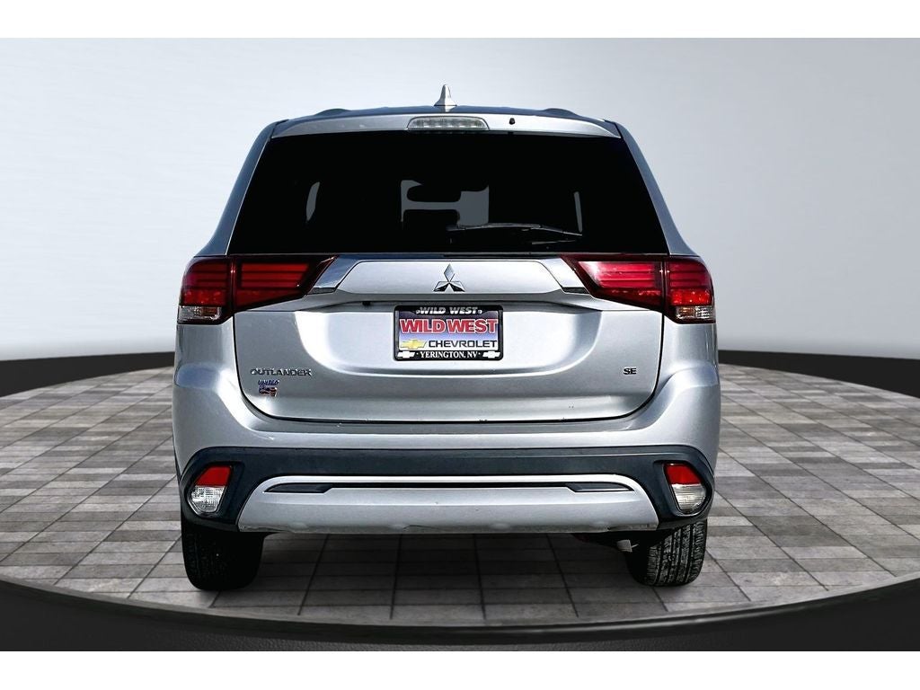 2020 Mitsubishi Outlander ES