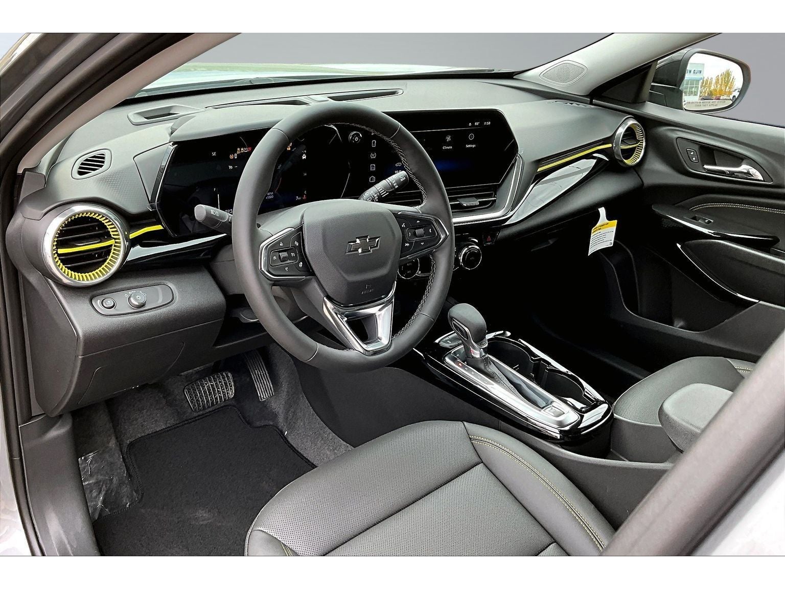 2026 Chevrolet Trax Activ - Photo 9
